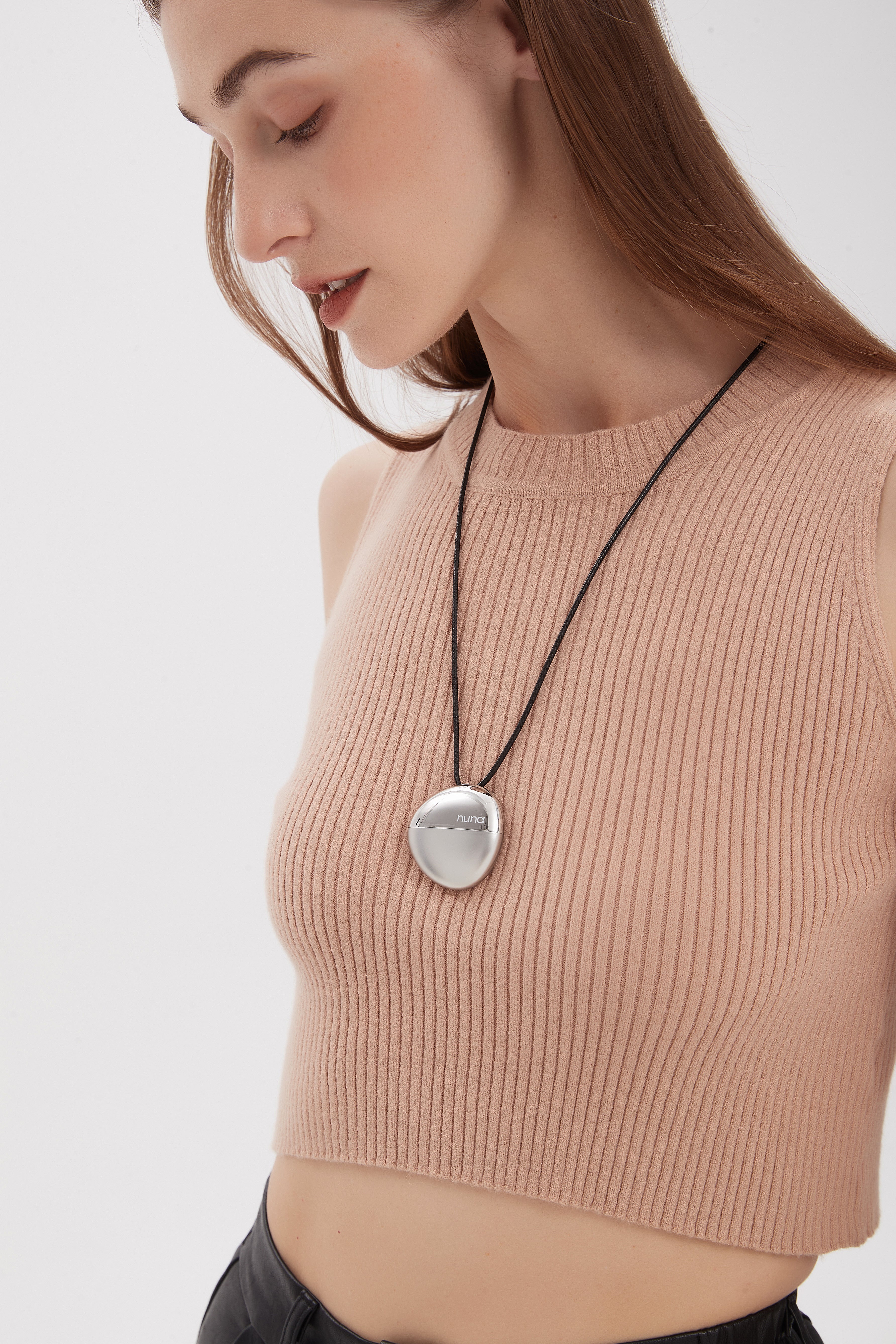 Nuna Emotion Tracking Pendant